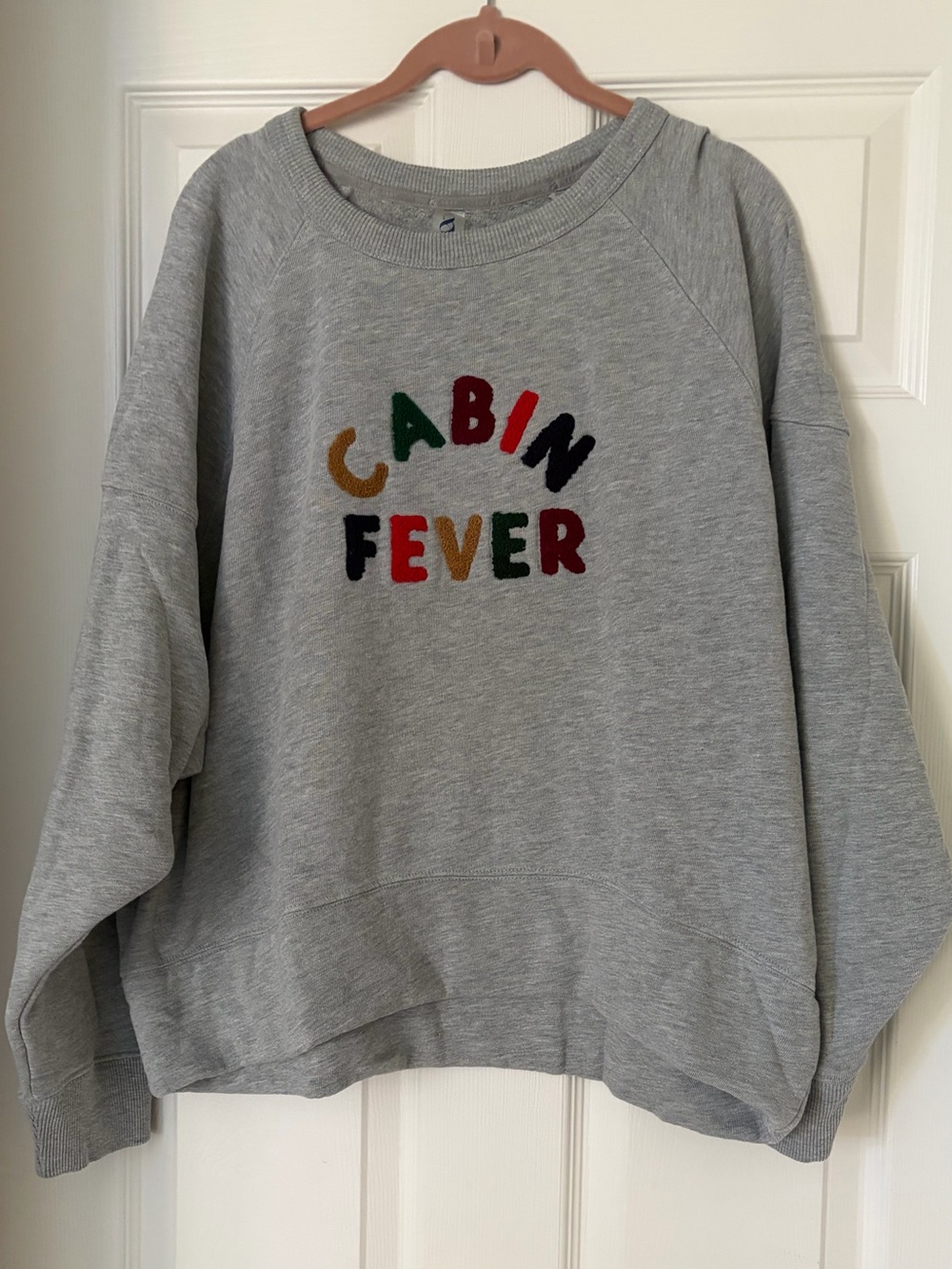 Lou & Grey Grey Crewneck Sweatshirt with Multicolor 'CABIN FEVER' Embroidery